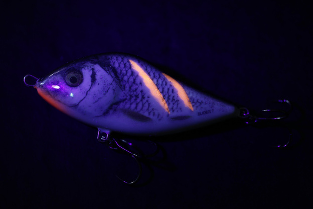 abk_pm_WOBLER-SALMO-SLIDER-SINKING-10cm-WOUNDED-REAL-GREY-SHINER-21138_2